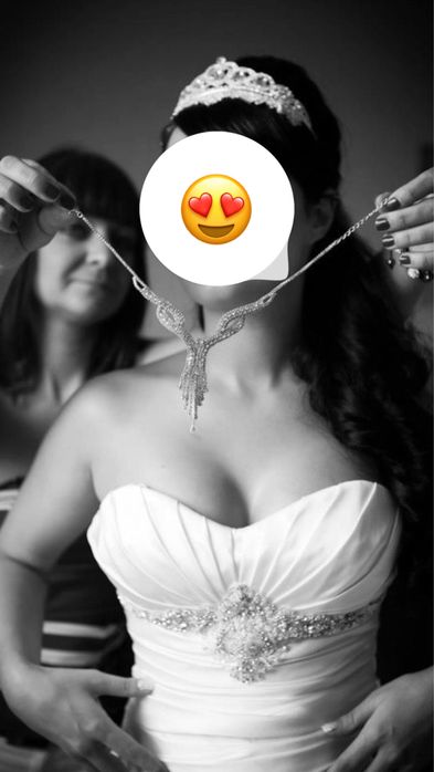 Сватбена рокля от дизайнер Demetrius