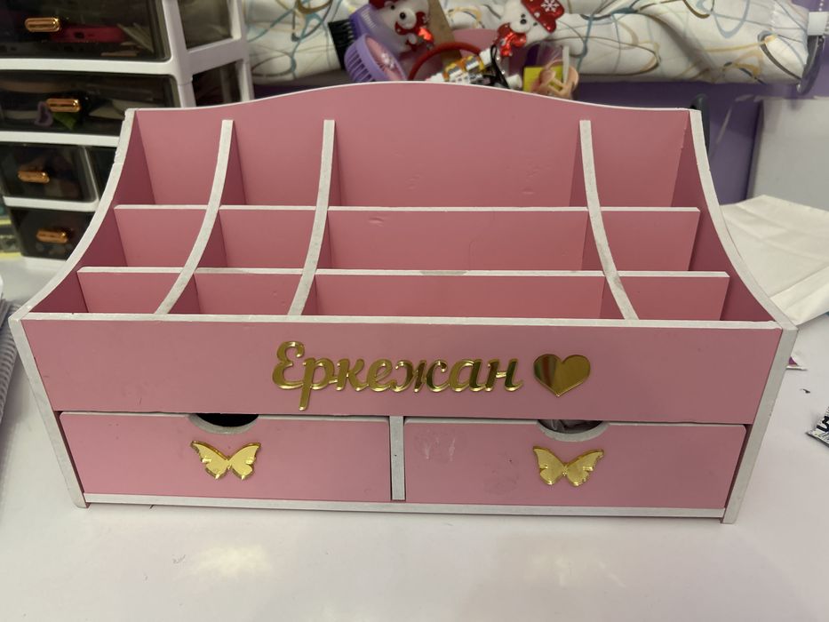 Комод для косметики
