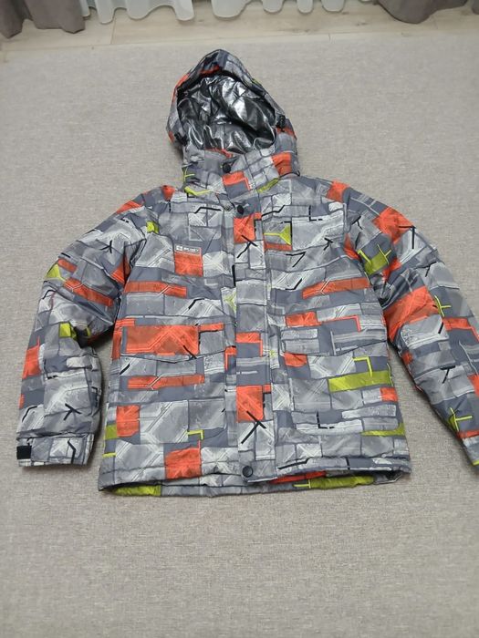 Продам зимнию термо куртку!