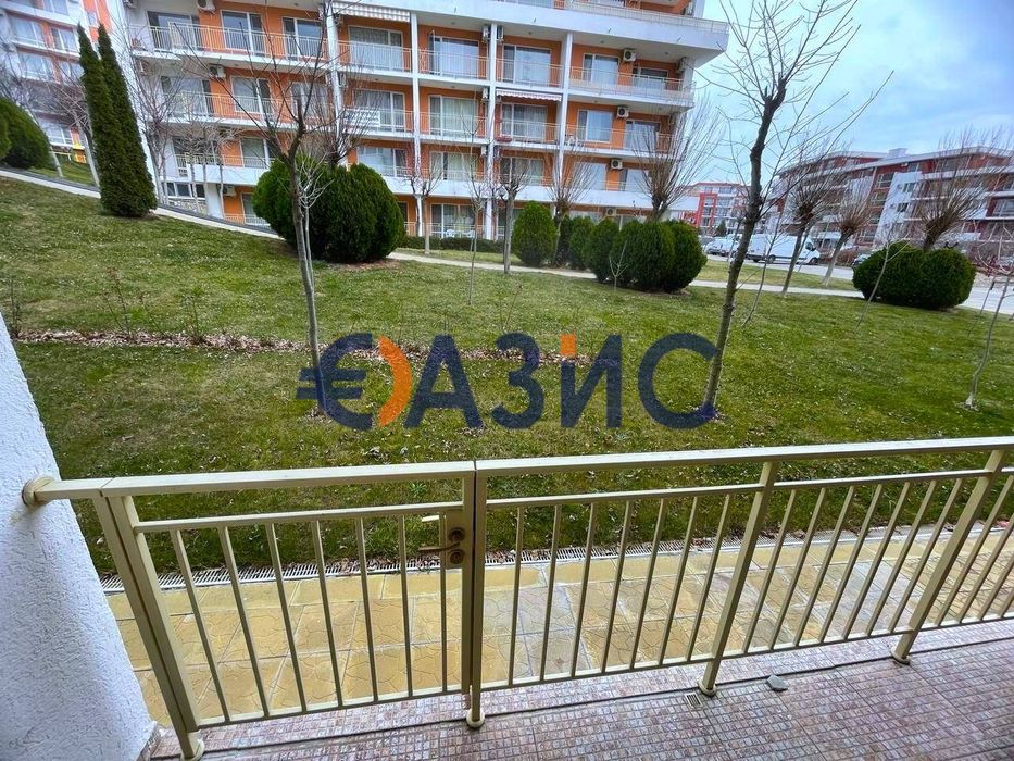 Продава се Едностаен апартамент в Свети Влас - 40 кв.м за 1098 €/кв.м - Снимка #12