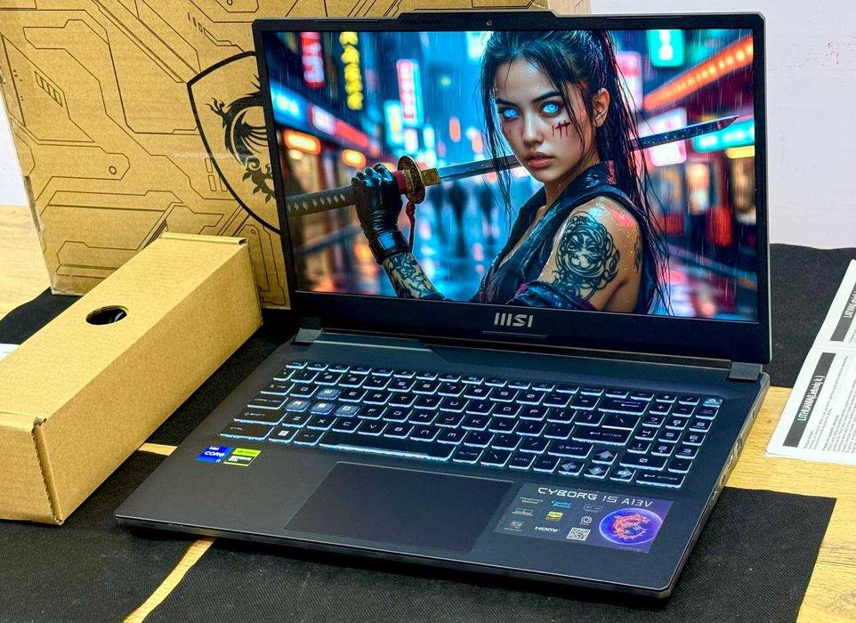 MSI Cyboarg 15 A13V