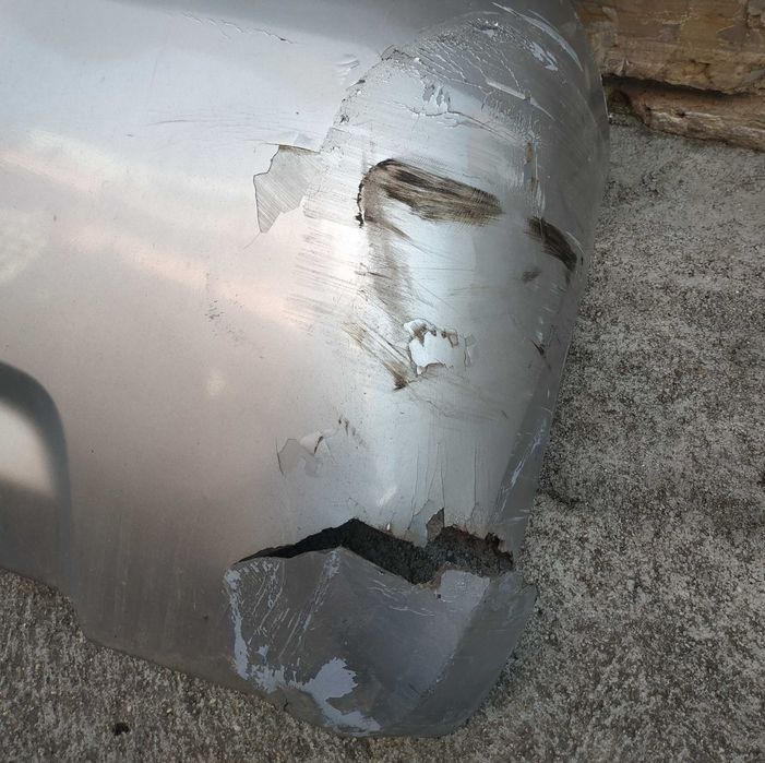 Продавам задна броня за Daihatsu Sirion 2008г