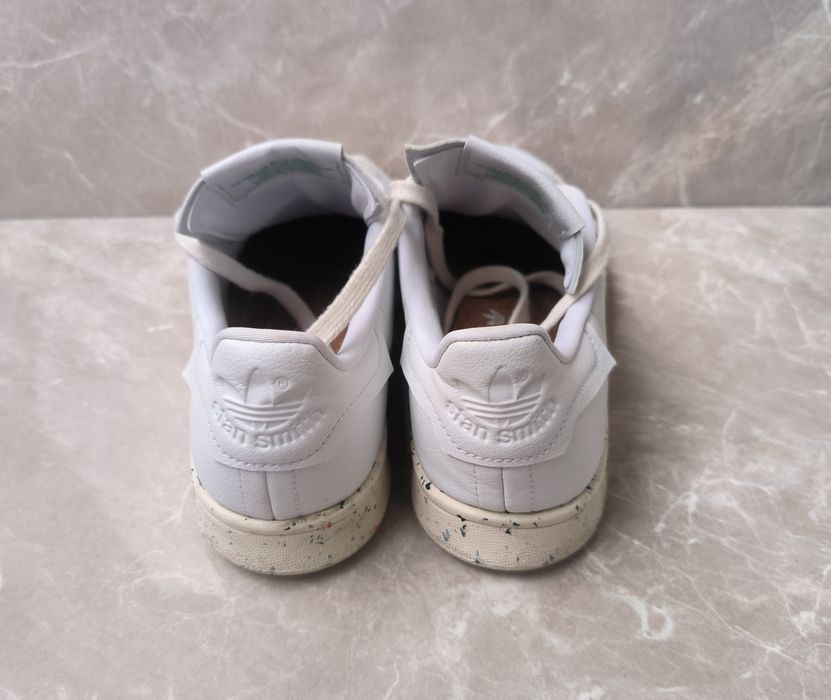 Adidas Stan Smith номер 42