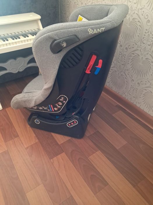 Продам автокресло