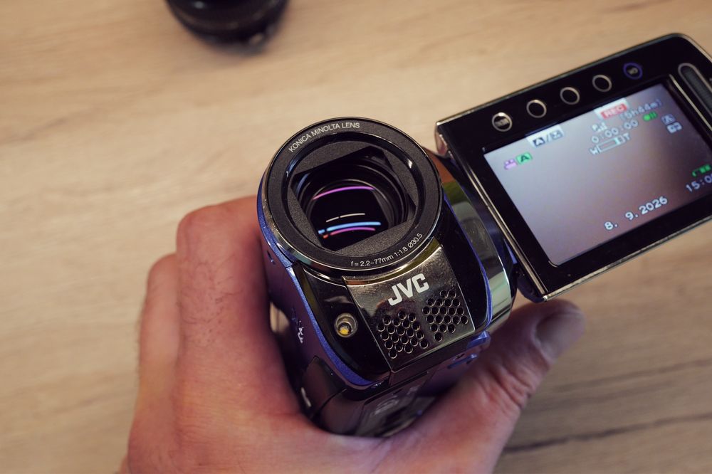 Camera handycam JVC Everio GZ-MS120AE video