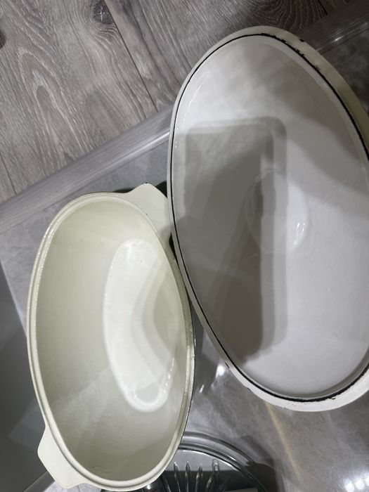 Утятница чугунная эмалированная продам