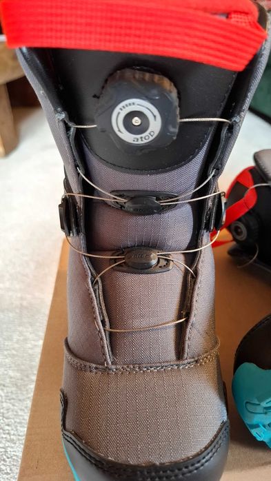 Boots snowboard Ride 34, aproape nou