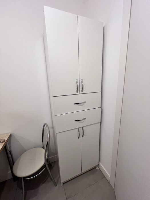 Dulap alb din lemn cu 4 sertare