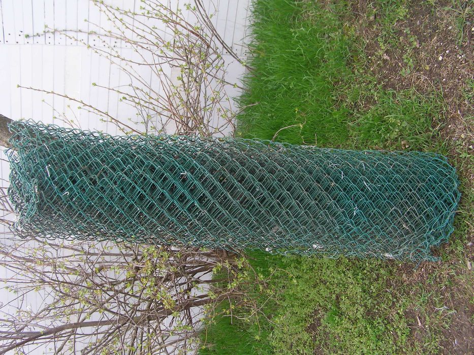 Plasa de sarma protejata, pentru garduri