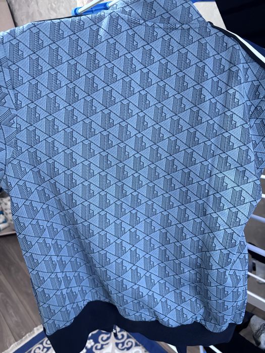 Продам вверх спортивка