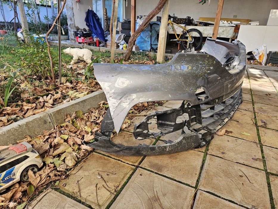 Преден десен калник,предна броня за Рено Каптюр 2018г