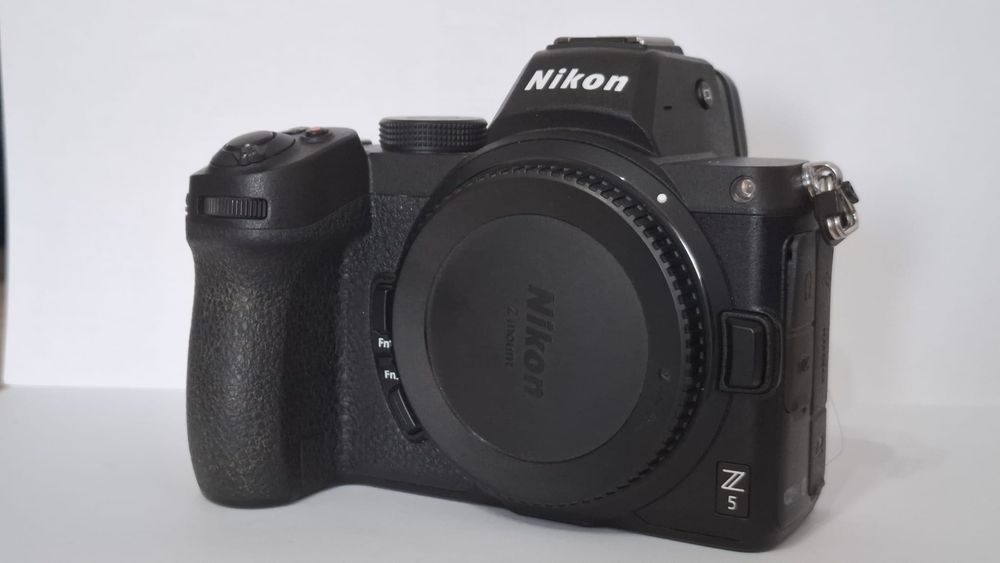 Nikon Z5 Mirrorless Body 3400 RON