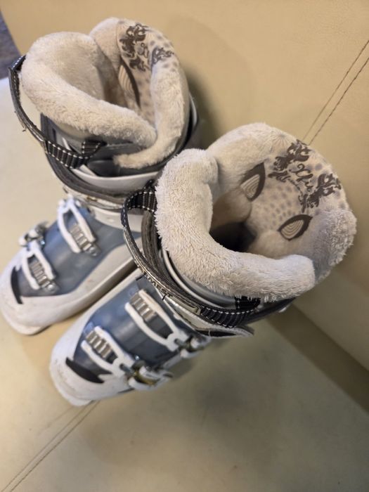 Ски обувки Salomon (EU39-40)