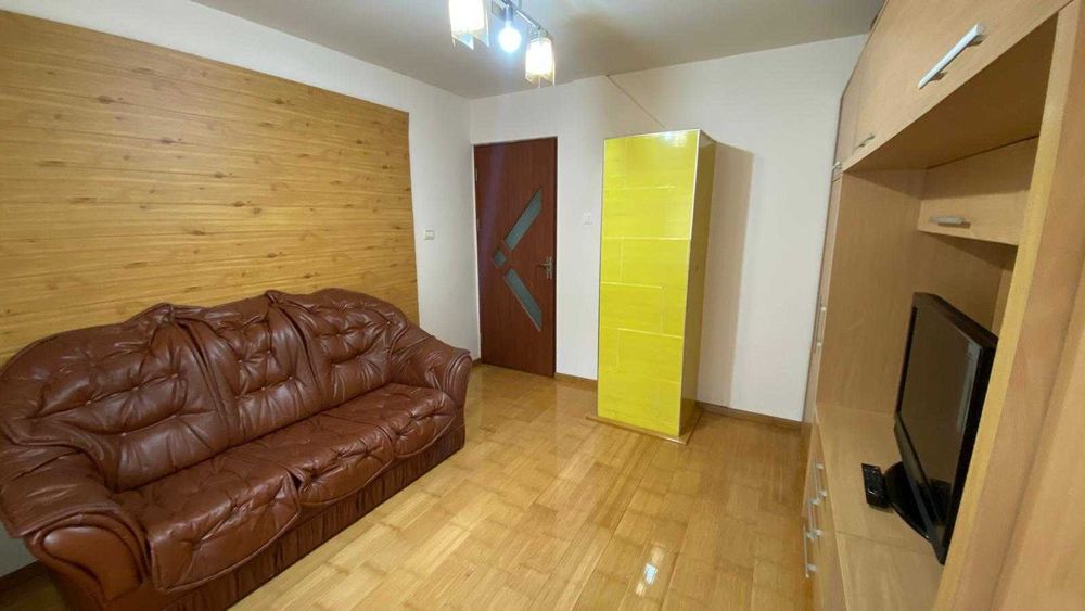 Proprietar, vand apartament cu 2 camere in Baile Herculane