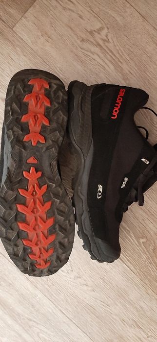 Продаю мужскую обувь