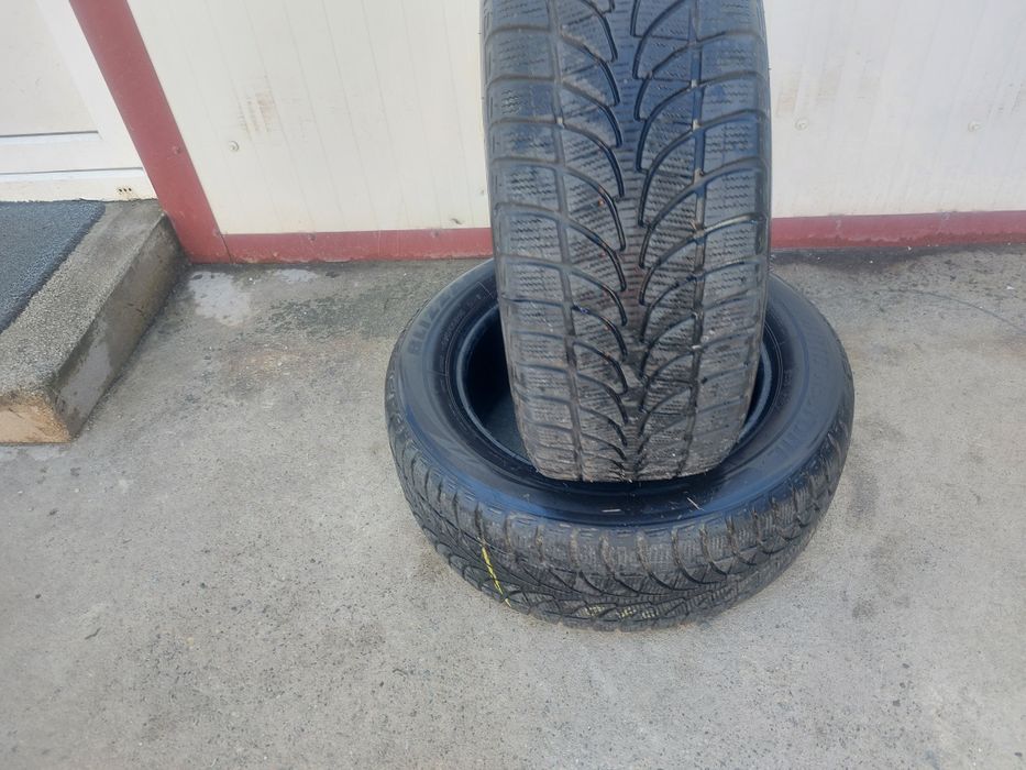 100 lei bucata! Doua anvelope M+S/IARNA 215 55 r16 Bridgestone
