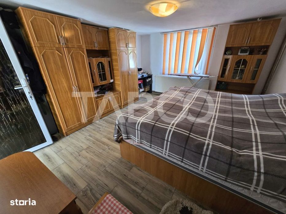 Casa individuala de vanzare teren 457 mp garaj Trei Stejari Sibiu