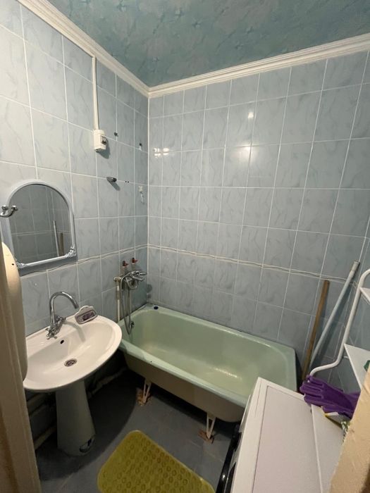 Продам 2х комнатный квартира