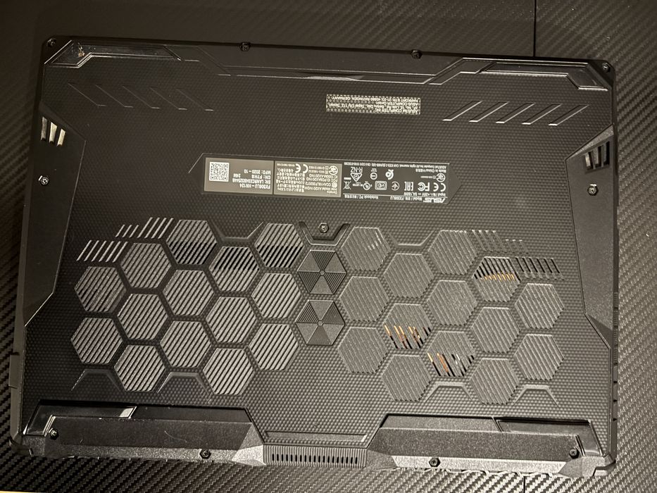Laptop ASUS TUF Gaming F15 FX506LU – i7-10870H / GTX 1660 Ti 6GB / 16GB RAM / 144Hz