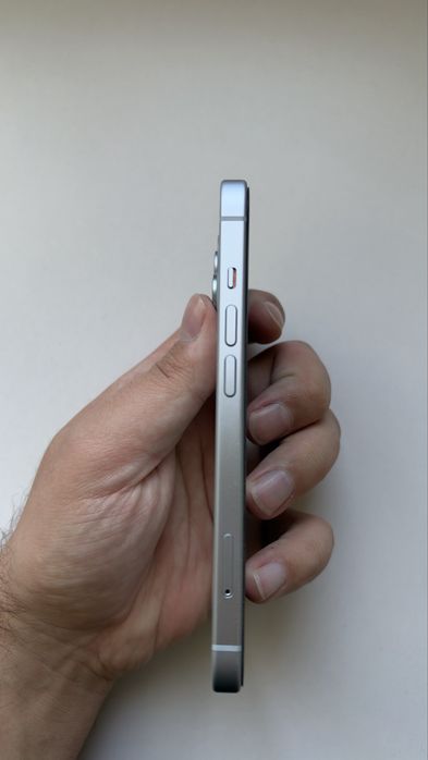 Iphone 15 256 в хорошем состоянии