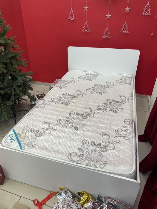 Продаю кровать хорошая