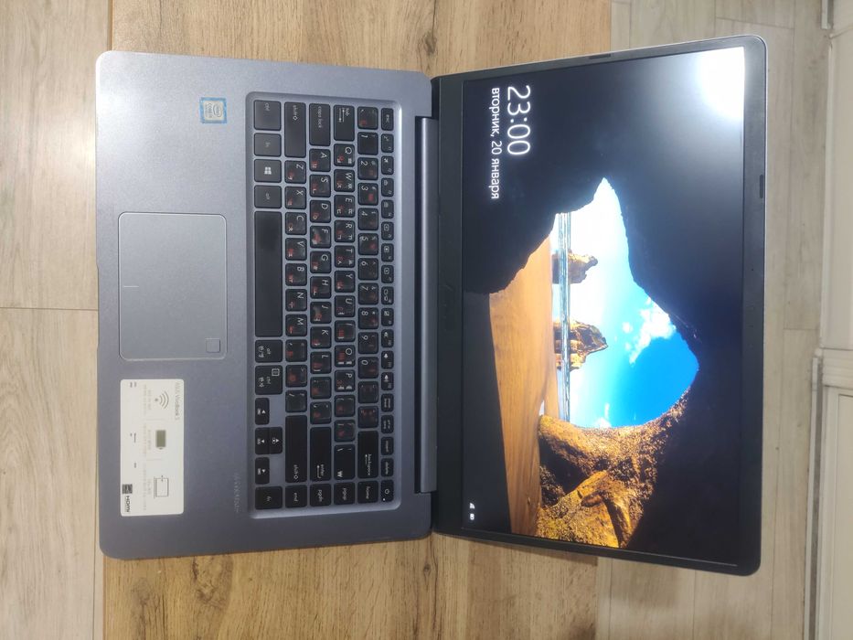 Ноутбук Asus VivoBook S510U Intel Core i5/8GB RAM/256GB SSD