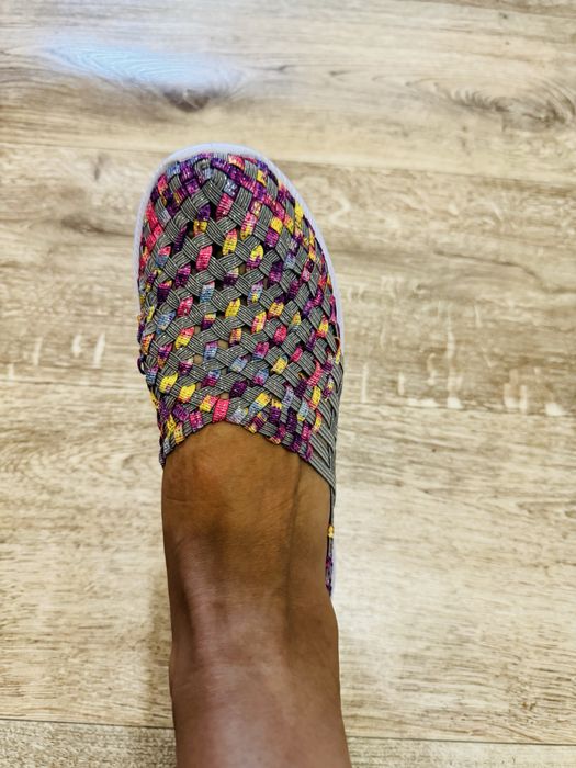 Продам обувь новая