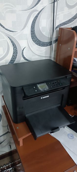 Printer  Canon MF112 sotiladi