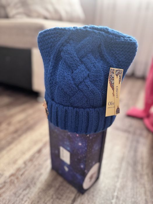 Шапка для девочек зимняя