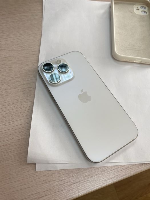 Iphone 16 pro 82%