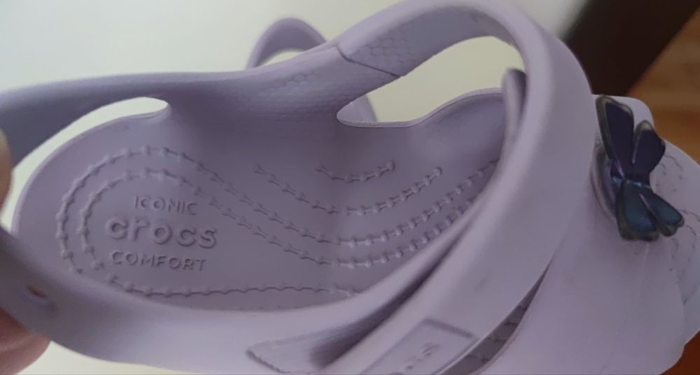 Sandale Crocs violet