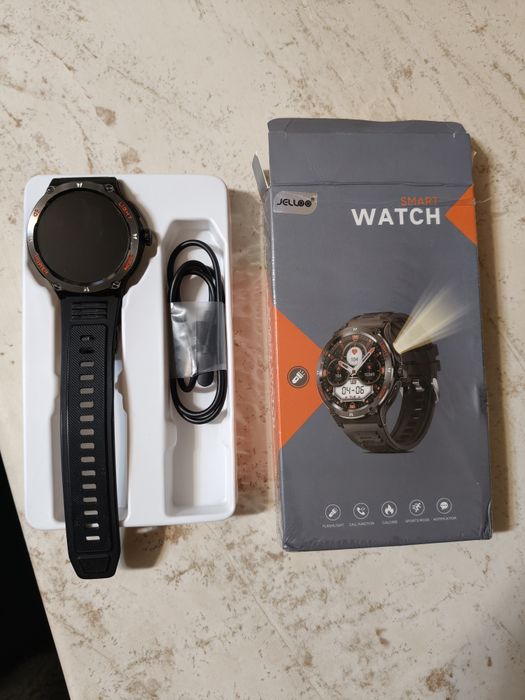 Vând smartwatch bărbați/ băieți