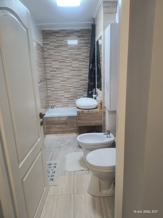Apartament 1 camera cu loc de parcare,  de închiriat