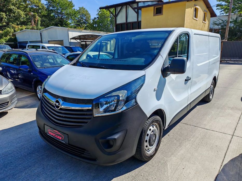Opel VIVARO Opel Vivaro 3 locuri // Vindem in Rate Avans Zero cu Buletinul //