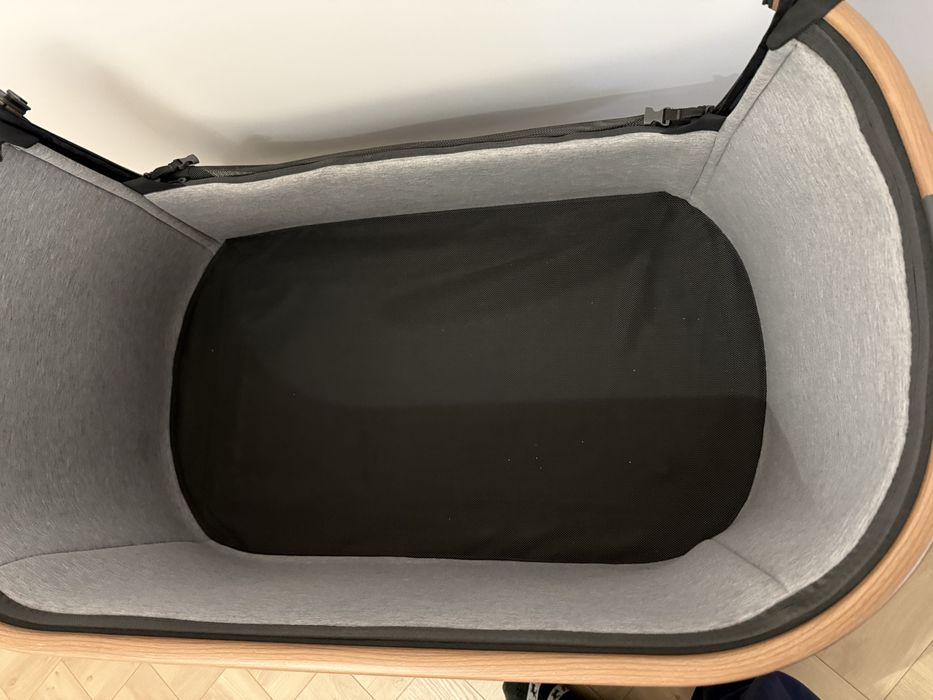 Maxi Cosi Iora Co-sleeper