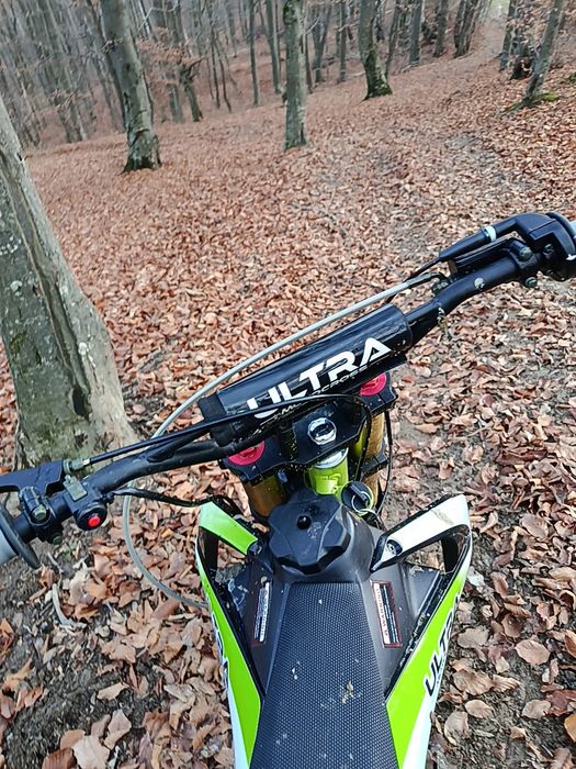 Vând cross 125 , funcționează perfect