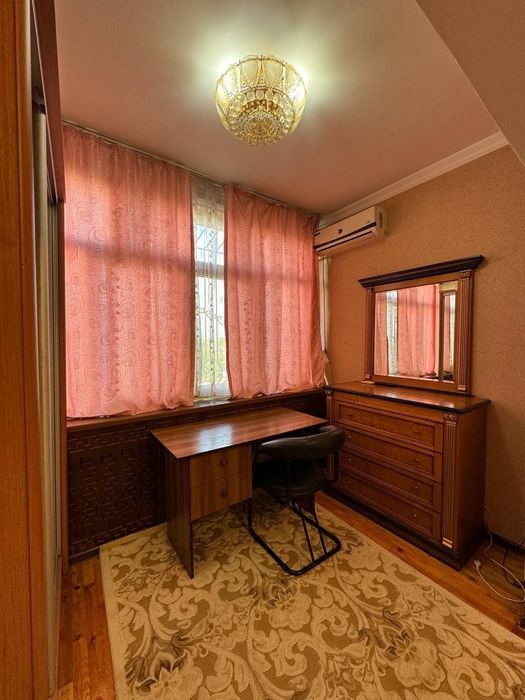 Миробод Нукус куча  3/4/9 85 квм + 20 ка м балкон 161000