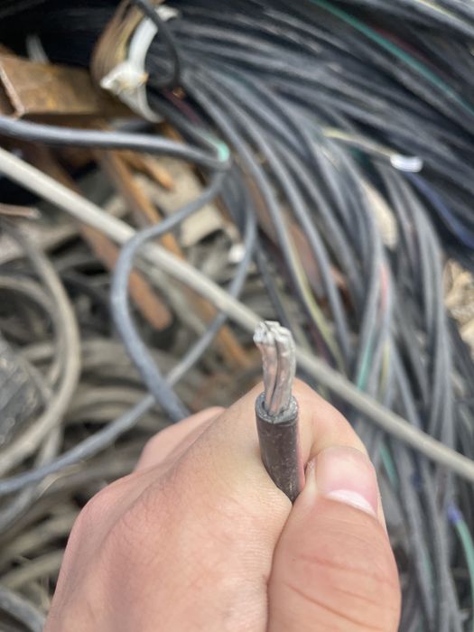 Высоковольтный кабель алюминевый