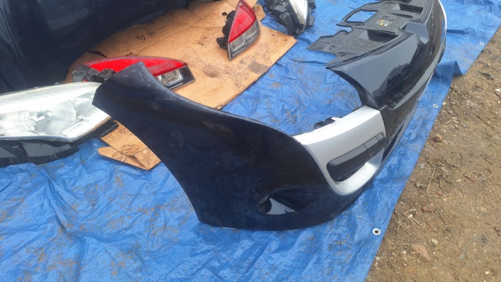 Bara fata capota faruri triple tragar renault megane 3 bara spate trip