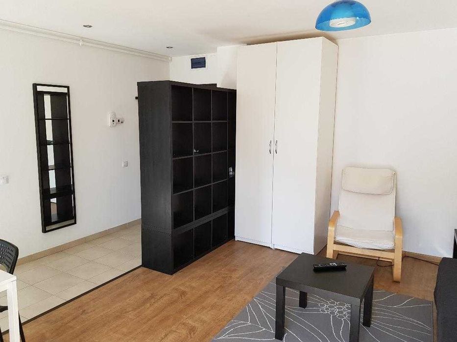 Proprietar, garsoniera, Faget-Grivitei, bloc tip vila