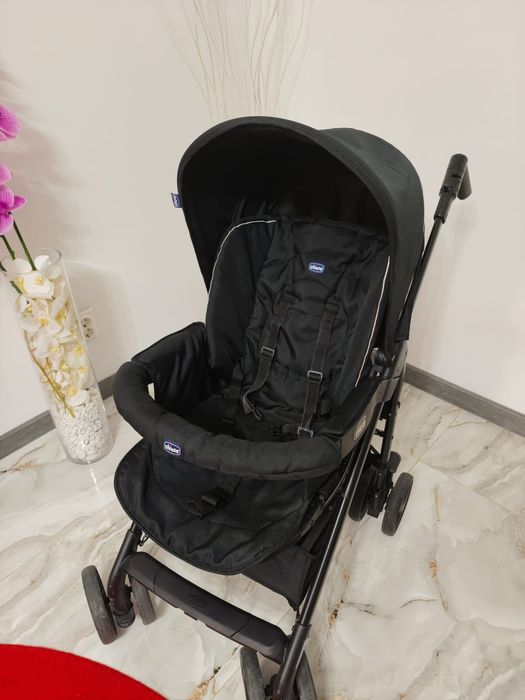 Carucior copil chicco trio sprint 3 in 1. Impecabil