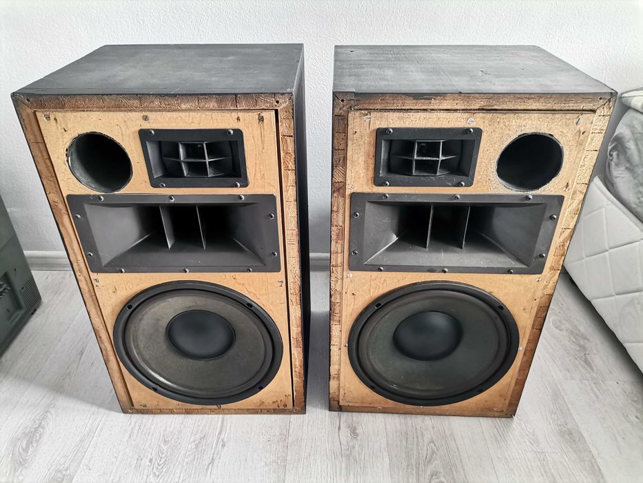 Продавам Pioneer AS-R700 Редки тонколони