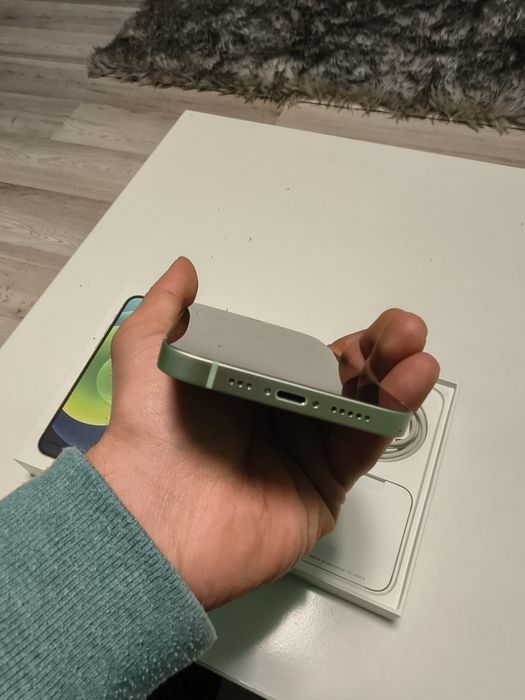 IPhone 12 64gb stare foarte buna