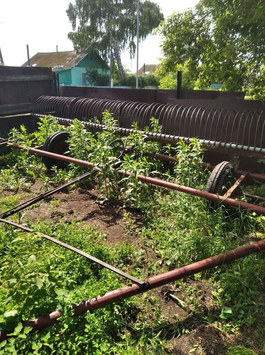 Продам сеновозку и грабли