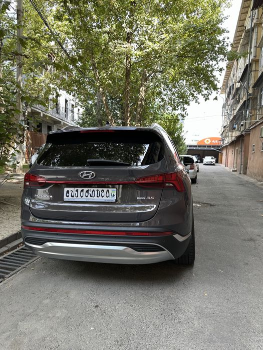 Продается Hyundai SantaFe 2022