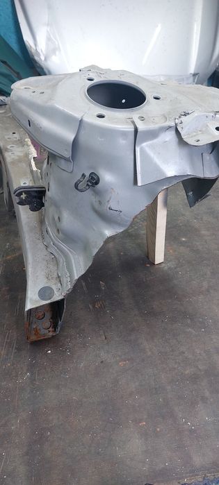 Продам ланжерон камри 40