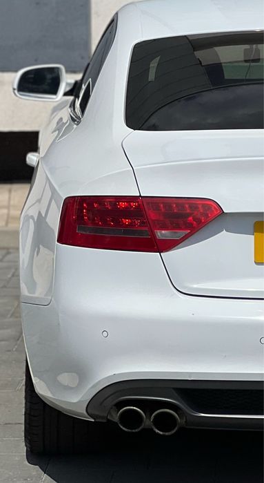 Triple led Audi A5 8T hatchback coupe