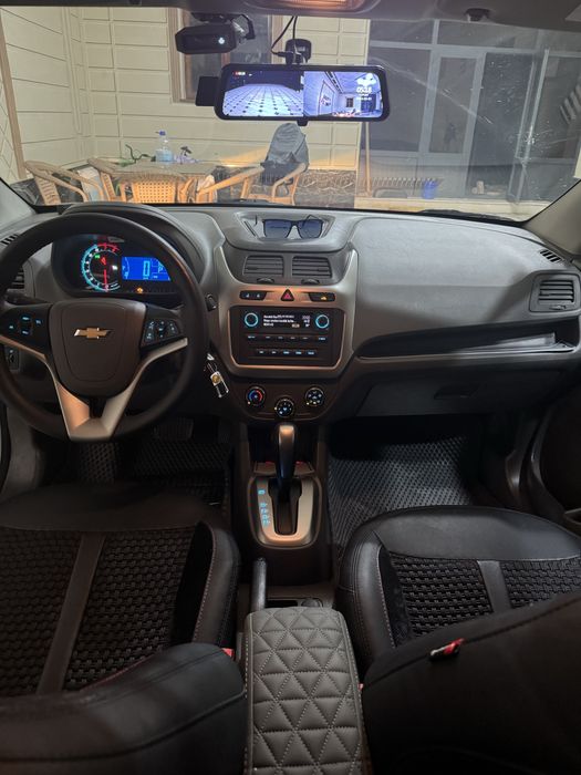 Cobalt oq rangi summit white