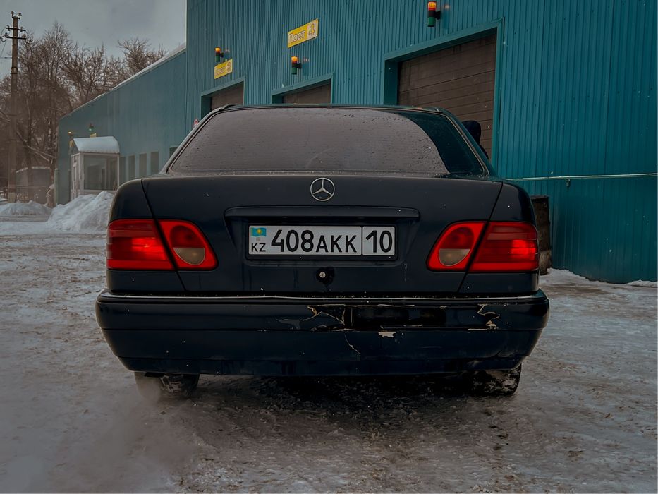 продам Мерседес бенз w210