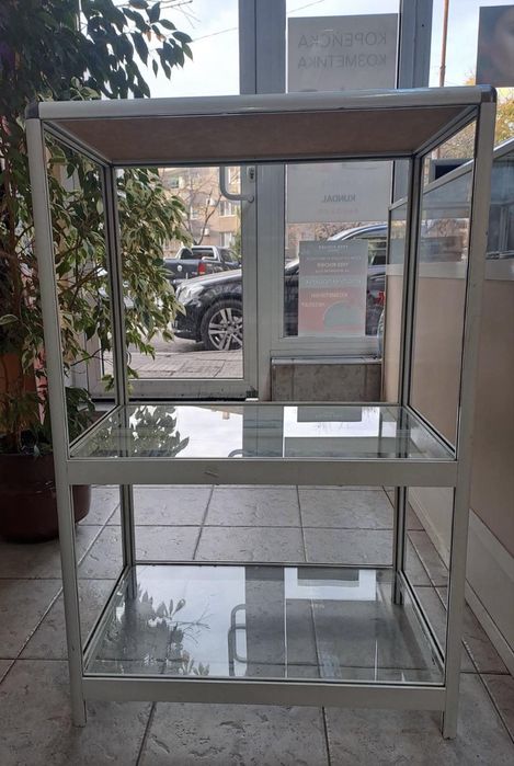 Витрини | стелажи | щанд за магазин